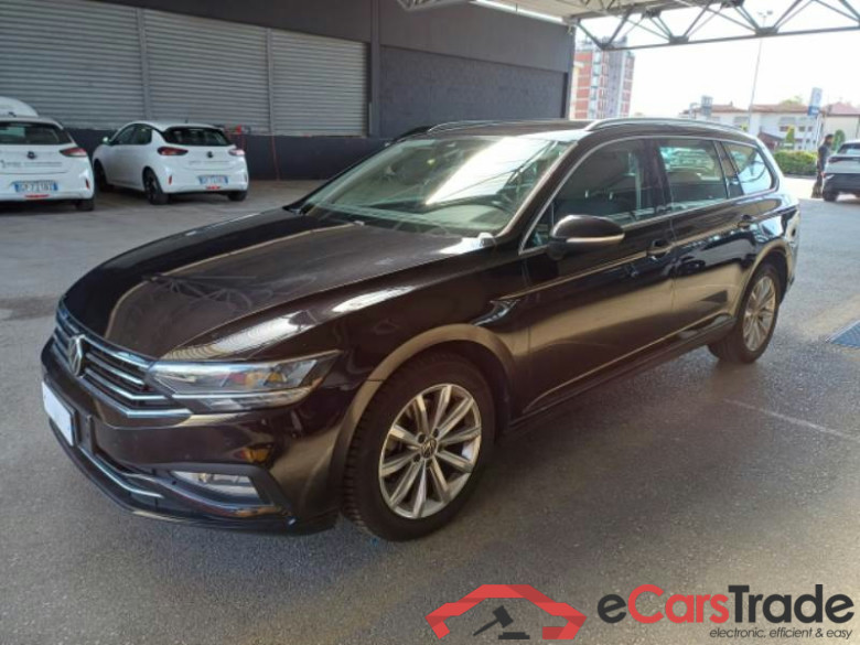 VOLKSWAGEN PASSAT / 2019 / 5P / STATION WAGON VAR. 2.0TDI SCR EVO 110KW BUSINESS DSG #1