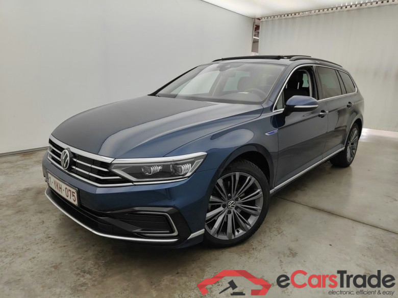 Volkswagen Passat Variant 1.4 TSI DSG6 GTE Business 5d #1