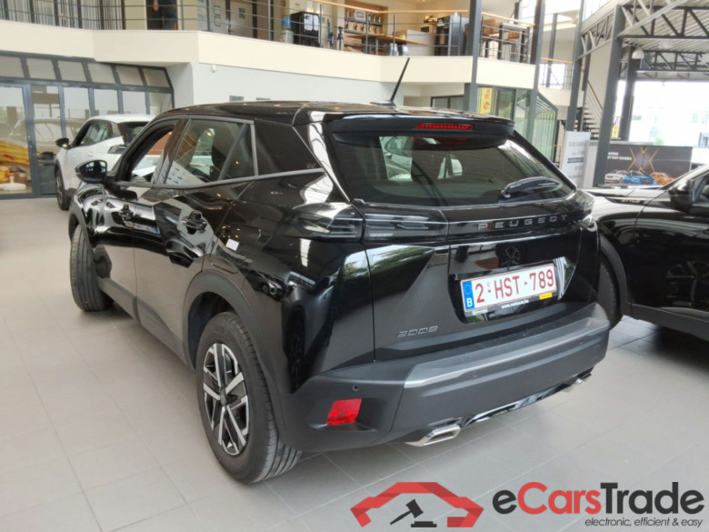 Peugeot 2008 Style 1.2 Turbo 130 EAT8 #3
