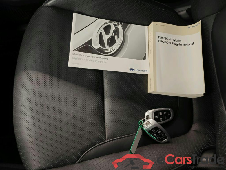 Hyundai Tucson 1.6 T-GDI HEV Premium Automaat 5d #4