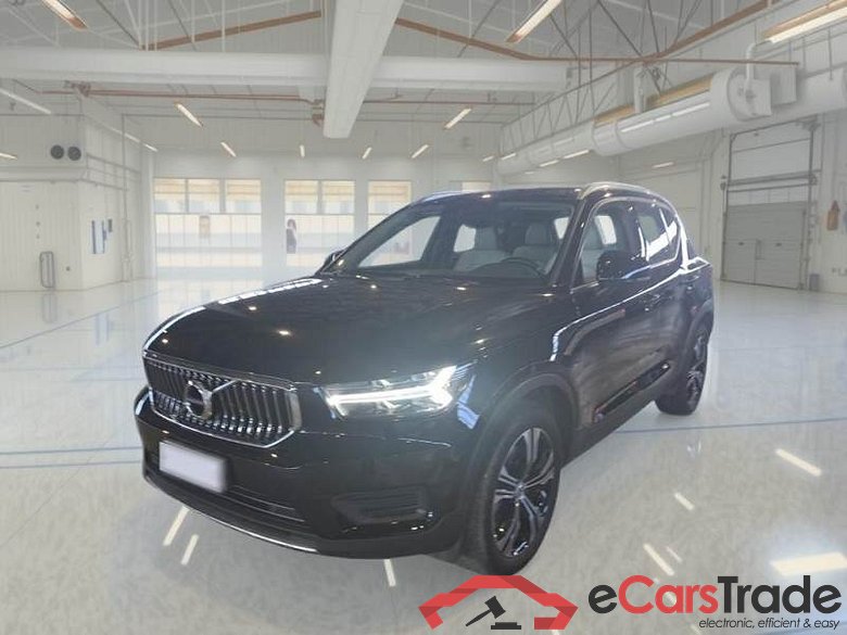 VOLVO XC40 / 2017 / 5P / FUORISTRADA T4 PLUG-IN HYBRID AUTO RECHARGE INSCR N1