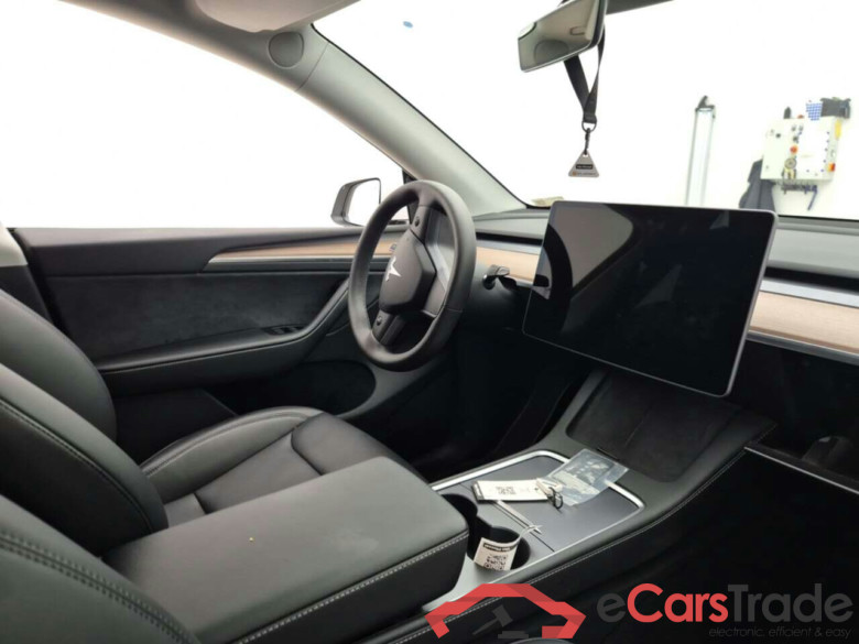 TESLA MODEL Y LONGE RANGE DUAL MOTOR AUTOPIL #3