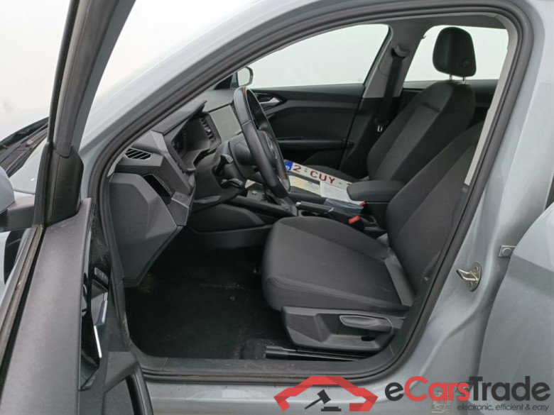 Audi A1 Sportback 1.0 25 TFSI 70kW S tronic Business Ed. 5d #3