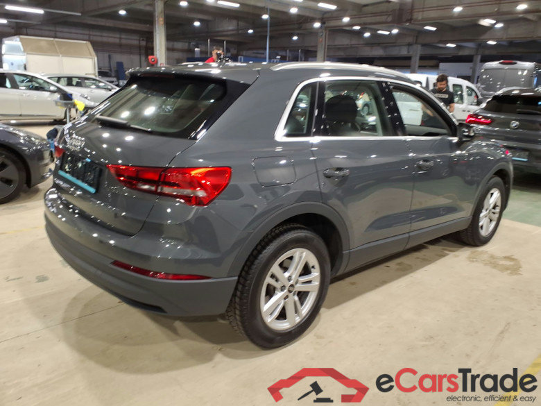 AUDI Q3 DIESEL - 2019 35 TDi Business Edition S tronic #4