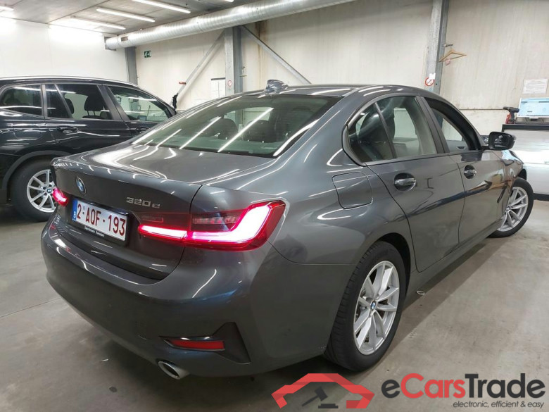 BMW - BMW 3 BERLINE 320e 204PK Business Edition With Heated Seats & Harman Kardon Sound & Electric Hatch & Parking Assistant Pack  * HYBRID * #2