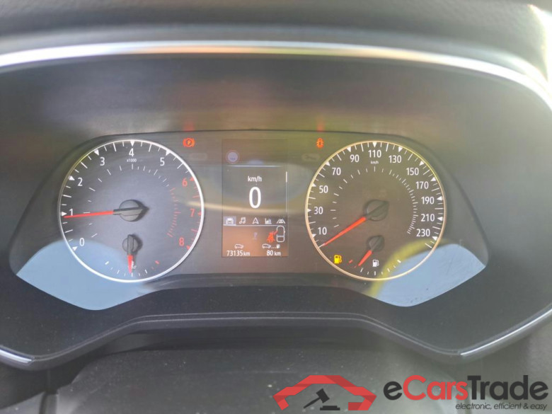 RENAULT Clio / 2019 / 5P / berlina con portón Intens TCe 67 kW (91CV) (AC) #4