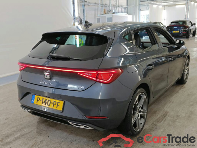 SEAT Leon 1.5 eTSI FR Business Intense DSG 5d #2