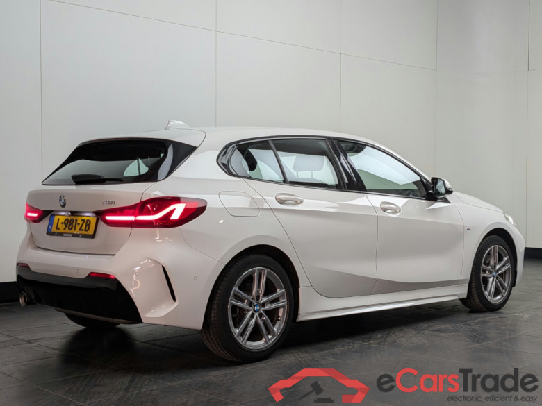 BMW 1-serie 118i Bns Edition #3