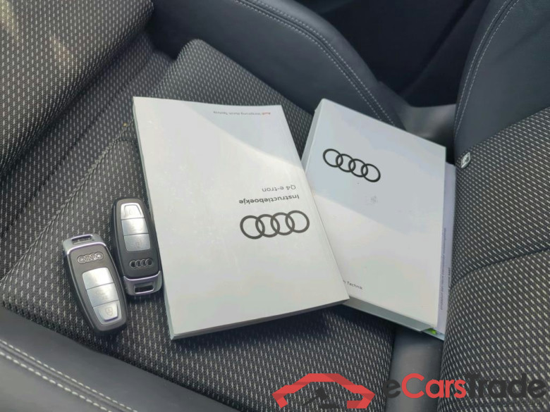 AUDI Q4 e-tron 150 kW #6