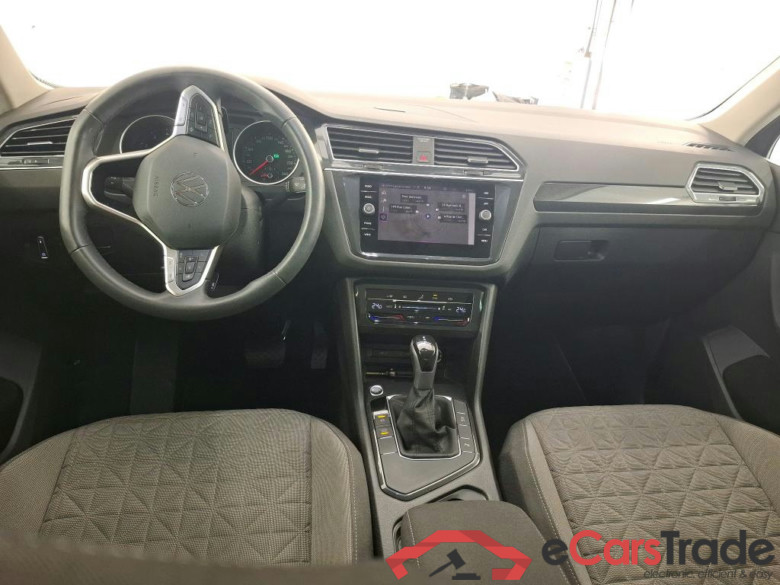 VOLKSWAGEN Tiguan / 2020 / 5P / SUV 1.5 TSI 150 DSG7 Life Busines #5