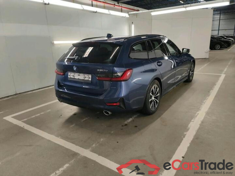 BMW 3 Reeks Touring 3 Reeks Touring 320e (150 kW) (PHEV) 150kW/204pk  5D/P Auto-8 #4
