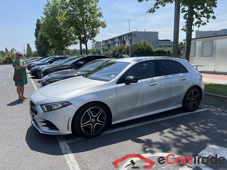 MERCEDES-BENZ A-Class (W177) A 180