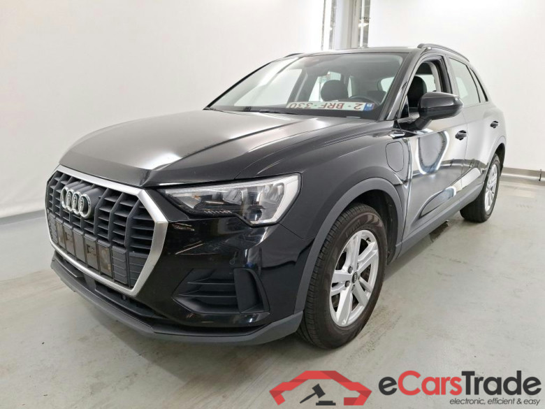 AUDI Q3 1.4 45 TFSI E S TRONIC #1