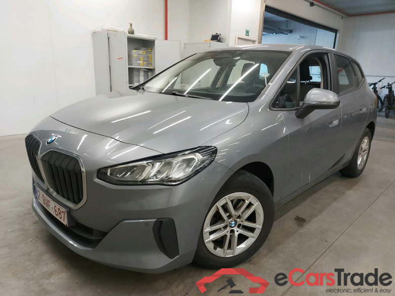 BMW - BMW 2 ACTIVE TOURER 218dA 136PK With Climatic & Navigation & Heated Seats & Park Sensors Front & Rear #1