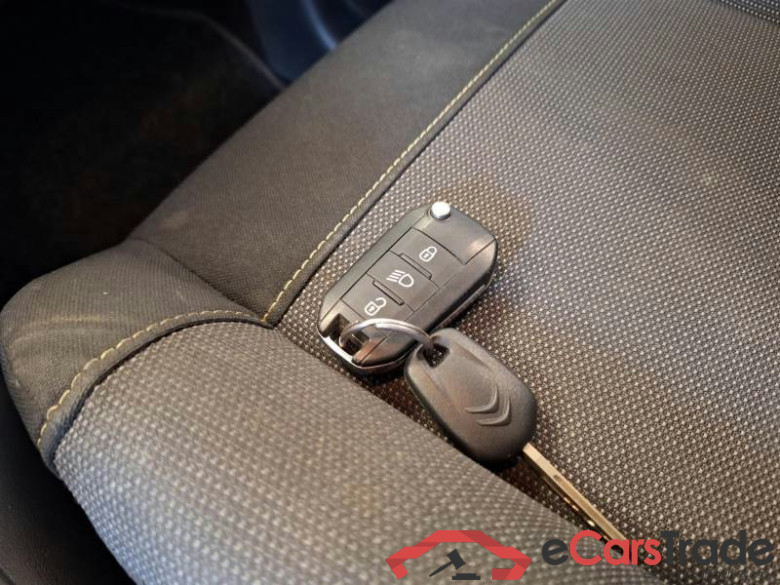 CITROEN C3 / 2020 / 5P / BERLINA BLUEHDI 100 SeS FEEL PACK #6