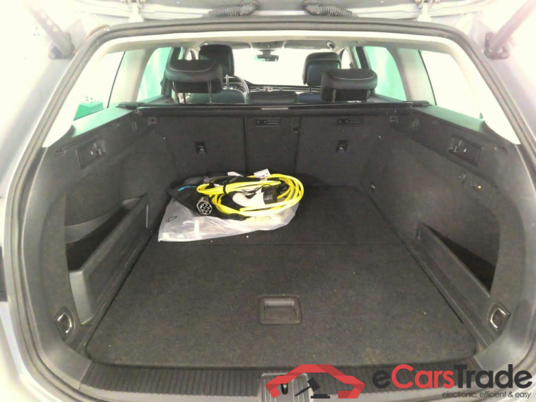 Passat SC PHEV GTE Aut #6