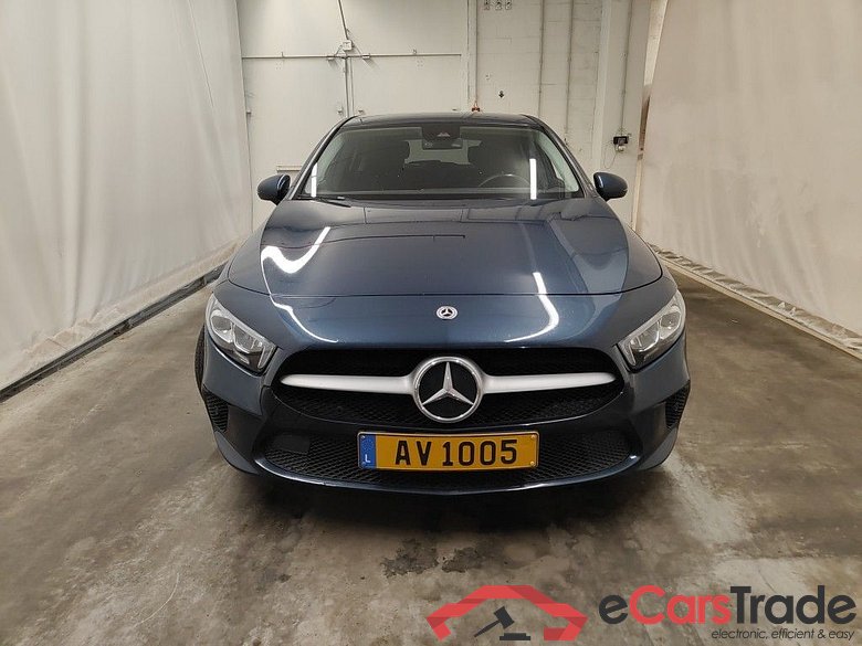 MERCEDES CLASSE A DIESEL (W177) A 180 d 116 Business Solution Essential 5d #5