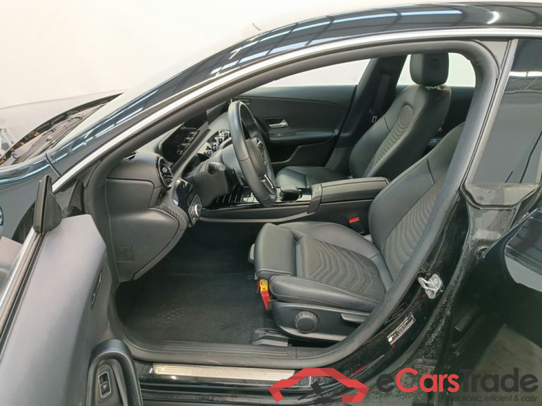 MERCEDES CLASSE CLA COUPE (C118) CLA 180 136hp Business Line 4d #3