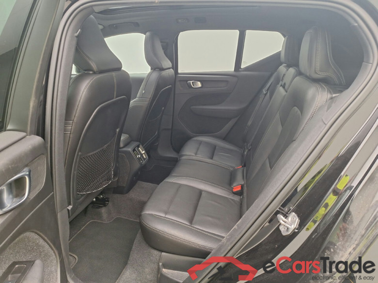 Volvo, XC40 '17, Volvo XC40 T3 R-Design 5d #4