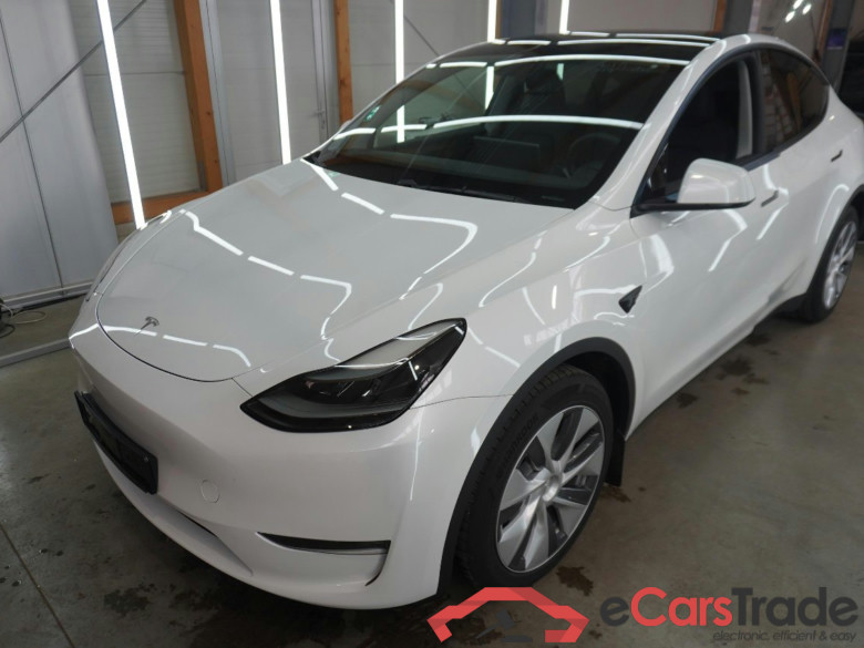 TESLA Model Y Long Range Dual Motor AWD 5d 378kW #1