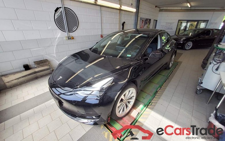 Tesla Model 3 - Lim4, RWD 60 kWh, 2021 - 2023 60 kWh