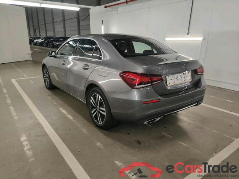 Mercedes A-Klasse Limousine A-Klasse Limousine A 250e Business Solution (PHEV) 160kW/218pk  4D/P Auto-8 #3