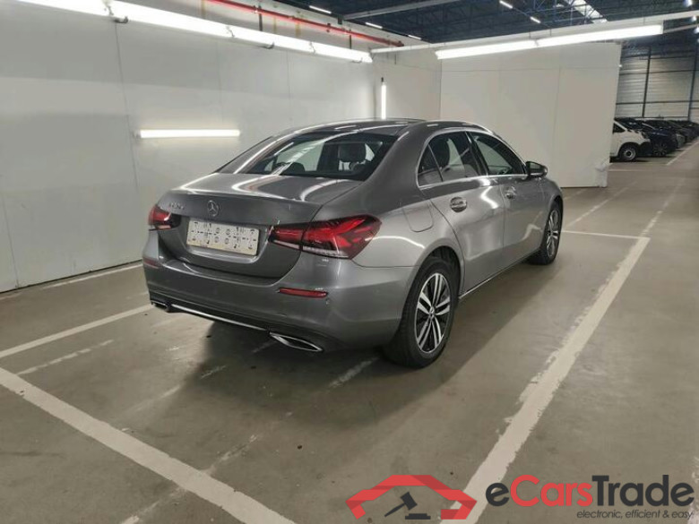 Mercedes A-Klasse Limousine A-Klasse Limousine A 250e Business Solution (PHEV) 160kW/218pk  4D/P Auto-8 #4