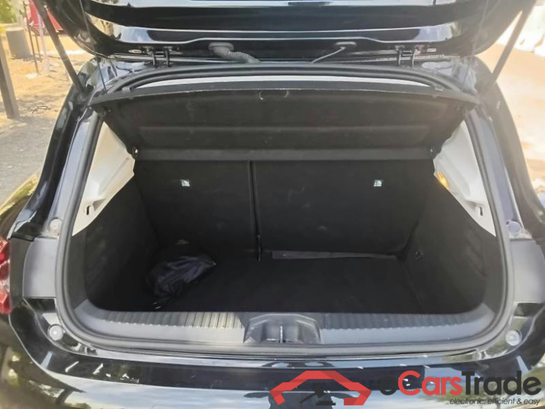 RENAULT CLIO / 2019 / 5P / BERLINA 1.0 TCE 74KW GPL ZEN #5
