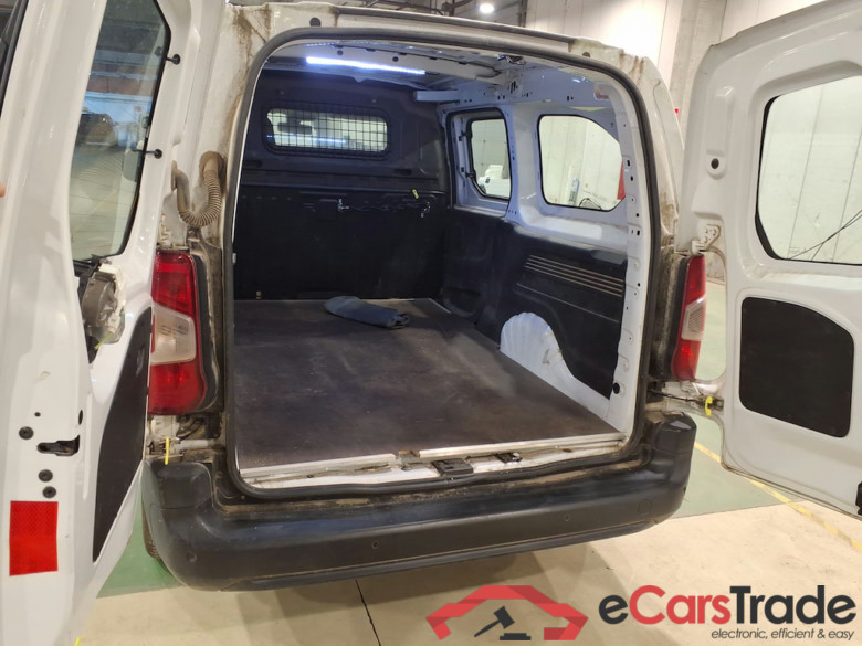 CITROAu2039N BERLINGO 1.5 BLUEHDI 100 XL HEAVY CLUB #3