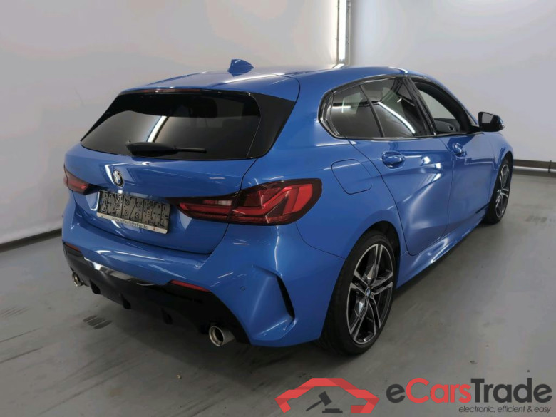 BMW 1 HATCH DIESEL - 2019 118 d AdBlue #4