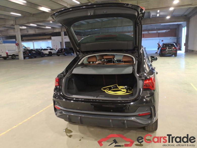 AUDI Q3 Sportback 1.4 45 TFSI E S TRONIC #3