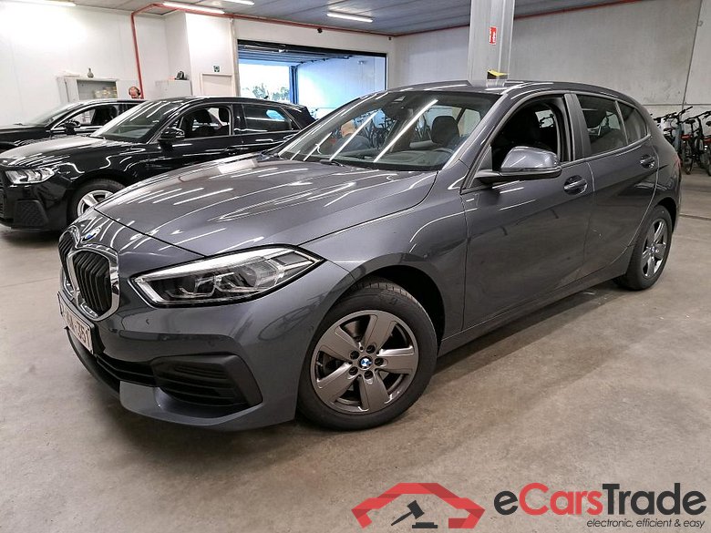 BMW - BMW 1 HATCH 118iA 136PK Advantage Pack Business With Heated Seats & Head Up & Heated Steering Wheel & Active Cruise Control & Harman Kardon & Parking Assistant Pack   * PETROL *