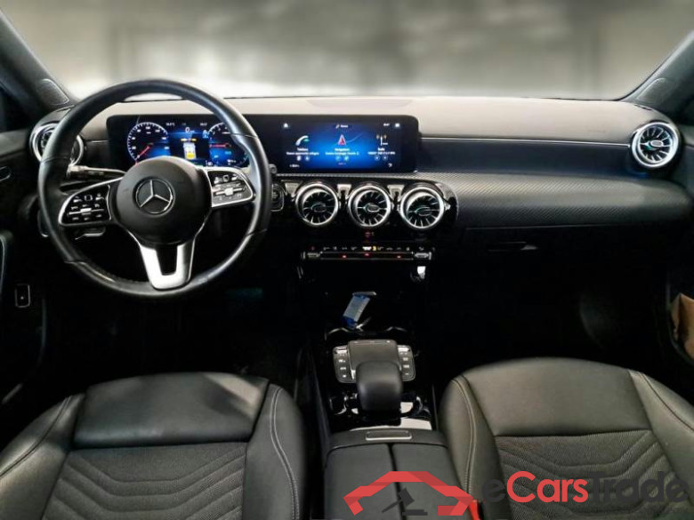 MERCEDES-BENZ CLASSE A / 2018 / 5P / BERLINA A 250 E PLUG-IN HYBRID AUTO BUS EXTRA #3