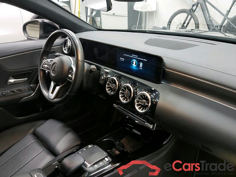 Mercedes CLA 180d SB Aut. LED Widescreen Ambient Sport-Leather Navi KeylessGo Camera Klima PDC ... #5