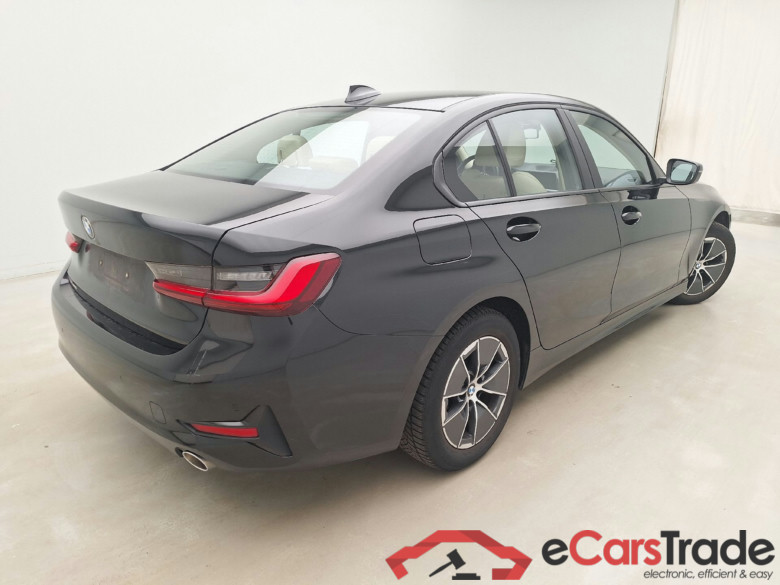 BMW, 3-serie '18, BMW 3 Reeks Berline 318dA (100 kW) 4d #4