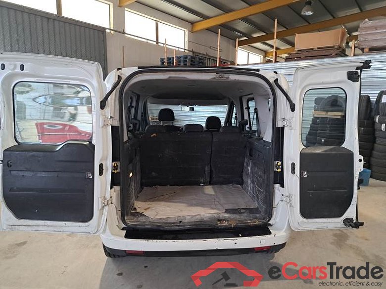 FIAT DOBLÒ CARGO / 2014 / 5P / COMBI CH1 LOUNGE 1.6 MJET 105CV E6D N1 #5