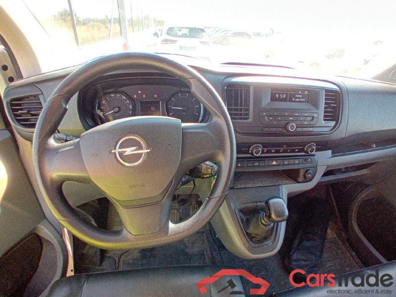 OPEL Vivaro / 2019 / 4P / furgón 1.5 Diésel 88kW (120CV) M Std Express #3