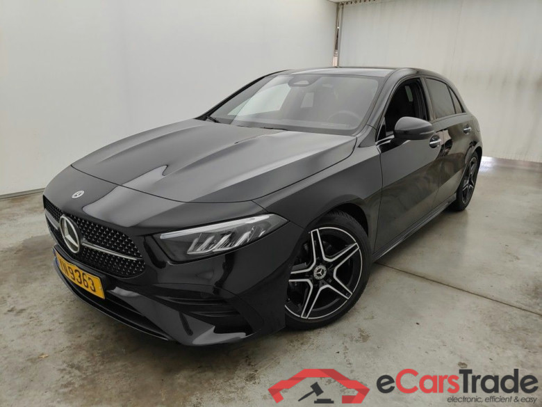 MERCEDES CLASSE A DIESEL (W177) A 200 d 150hp AMG Line 5d #2