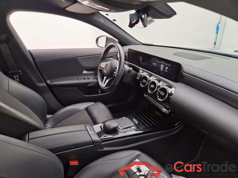 MERCEDES-BENZ CLA SHOOTING BRAKE 2.0 200 D 8G-DCT BUSINESS LINE #3
