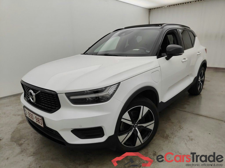 Volvo XC40 T4 Recharge Geartronic R-Design 5d #1