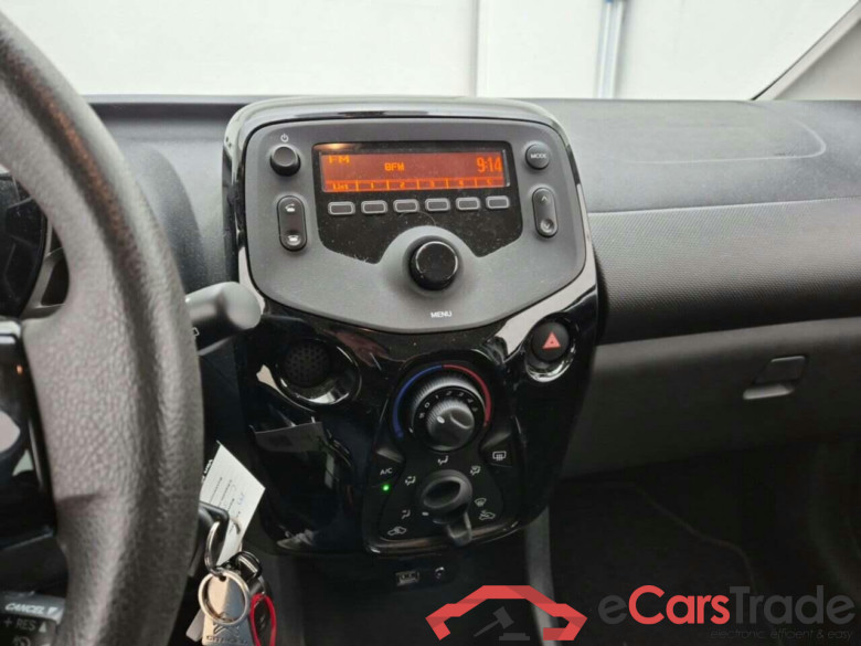 CITROEN C1 1.0 VTi Feel #6