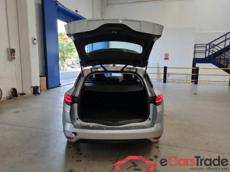 RENAULT MÉGANE SPORTER / 2020 / 5P / STATION WAGON 1.5 DCI 85KW BLUE EQUILIBRE #5