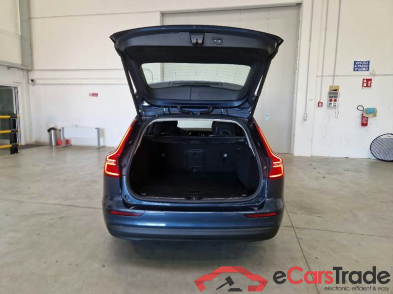 VOLVO V60 / 2019 / 5P / STATION WAGON B4 D AUTOM.CORE #5
