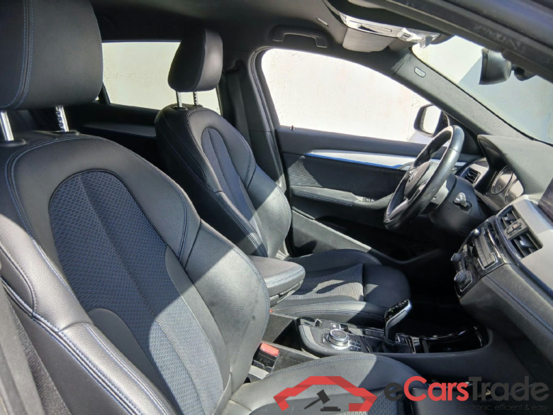 BMW X2 / 2017 / 5P / todoterreno sDrive18d #6