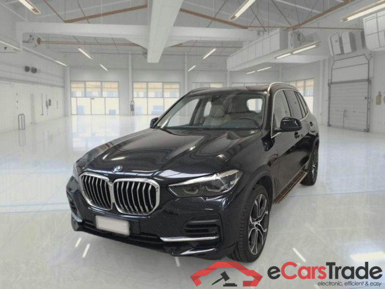 BMW X5 / 2018 / 5P / SUV XDRIVE 30D MH48V BUSINESS AUTOM.