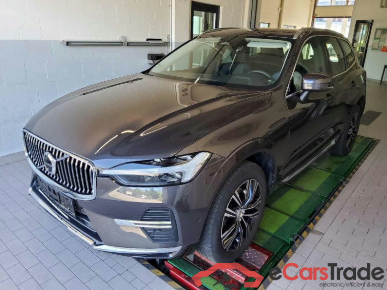 Volvo XC60 (03.2017->) DE - SUV5 B4 (Benzin) 2WD EU6d, Inscription Mild-Hybrid, (Facelift) 2021 - 2022 #1