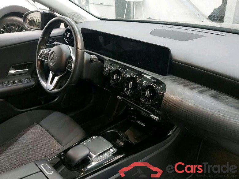 MERCEDES - MER A 180 d 116PK 7G-DCT Business Solution #3