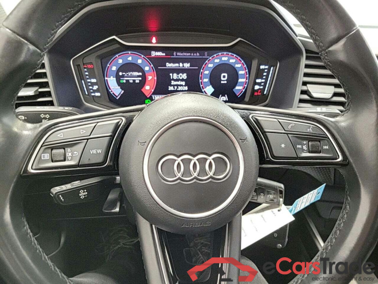 AUDI A1 1.0 TFSI #6