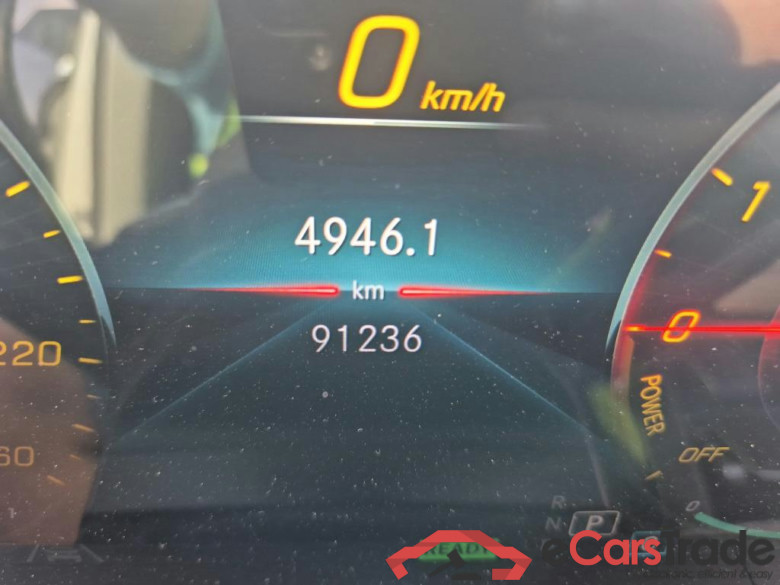 MERCEDES-BENZ GLE / 2018 / 5P / todoterreno GLE 350 de 4MATIC (Híbrido Enchufable) #5