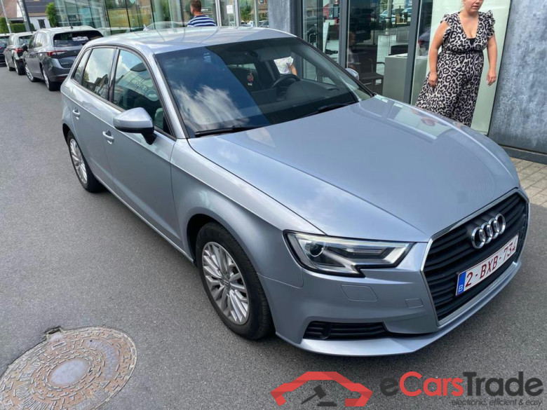 AUDI A3 Sportback Dsl A3 Sportback 1.6 TDi #2